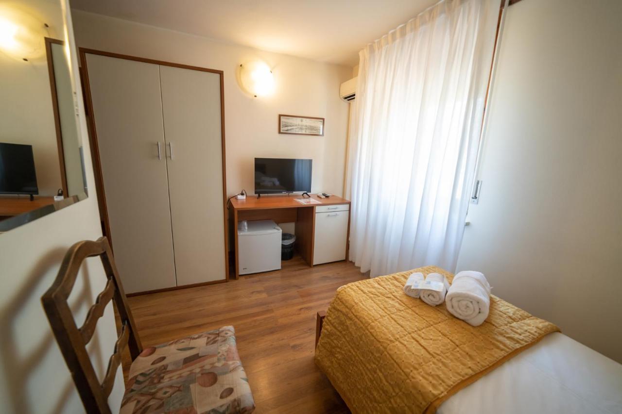 Hotel Siros Verona Luaran gambar