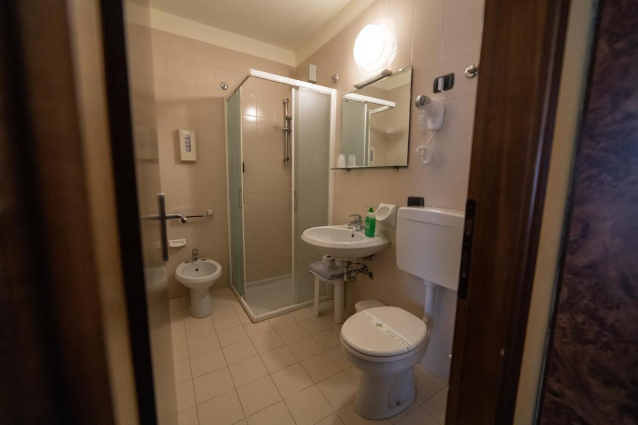 Hotel Siros Verona Luaran gambar
